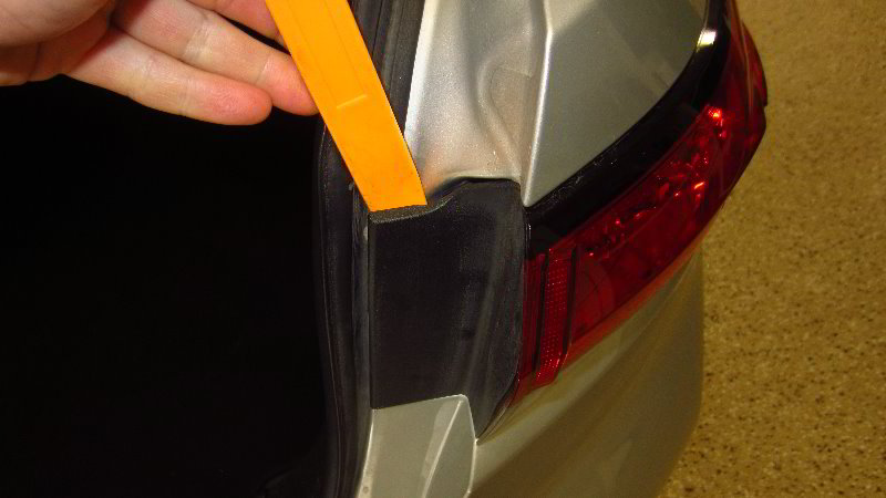 2020-Toyota-Corolla-Tail-Light-Bulbs-Replacement-Guide-003