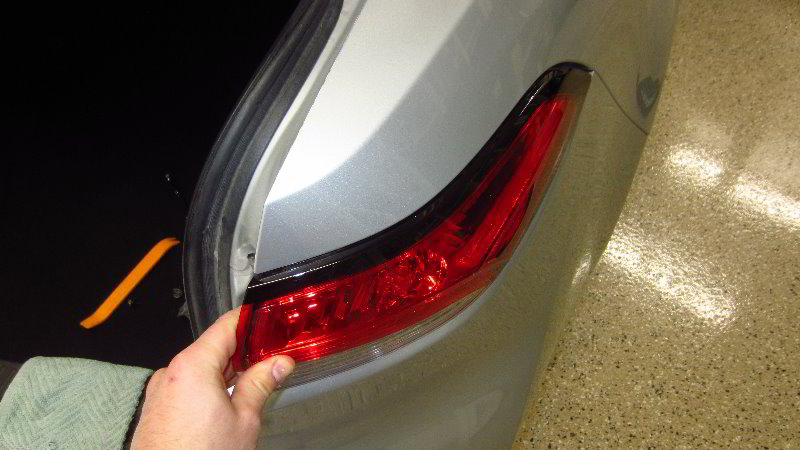 2020-Toyota-Corolla-Tail-Light-Bulbs-Replacement-Guide-024