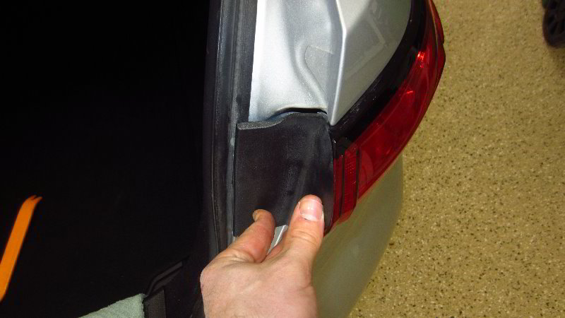 2020-Toyota-Corolla-Tail-Light-Bulbs-Replacement-Guide-028