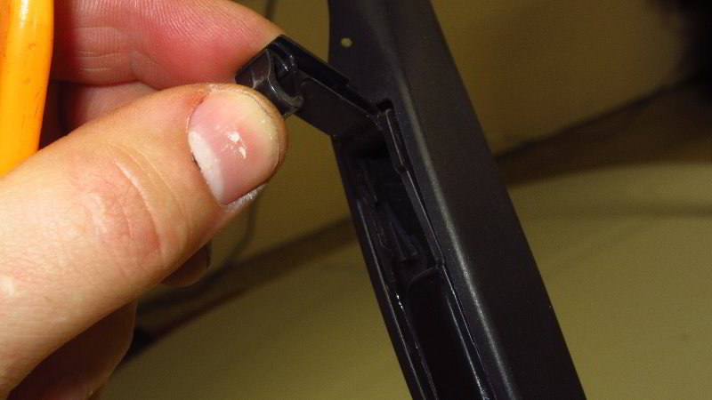 2020-Toyota-Corolla-Windshield-Wiper-Blades-Replacement-Guide-005