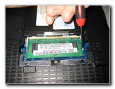 Acer-Aspire-One-Netbook-Hard-Drive-RAM-Upgrade-Guide-031
