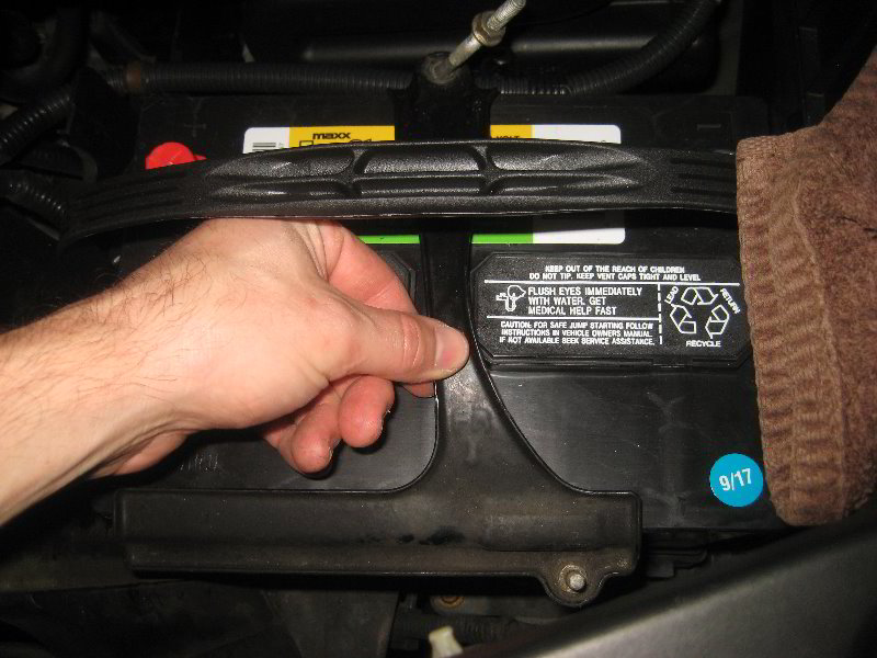 AcuraMDX12VAutomotiveBatteryReplacementGuide017