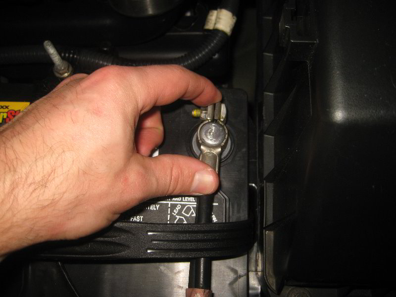 Acura-MDX-12V-Automotive-Battery-Replacement-Guide-025