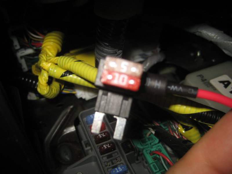 Acura-MDX-Add-A-Circuit-Electrical-Fuse-Holder-Installation-Guide-022