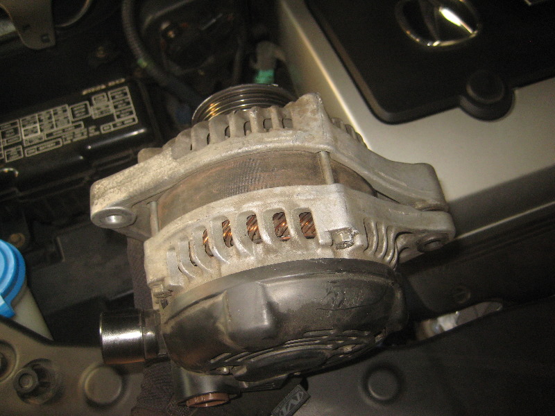 Acura-MDX-Alternator-Replacement-Guide-060