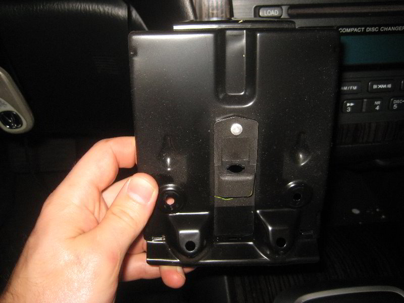 Acura-MDX-BlitzSafe-AUX-Audio-Input-Installation-Guide-029