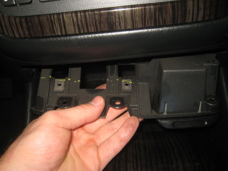 Acura-MDX-BlitzSafe-AUX-Audio-Input-Installation-Guide-039