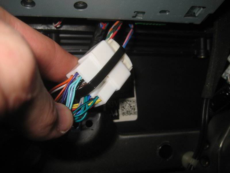 Acura-MDX-BlitzSafe-AUX-Audio-Input-Installation-Guide-052