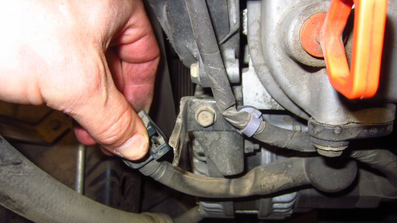 Acura-MDX-Drive-Belt-Auto-Tensioner-Replacement-Guide-010