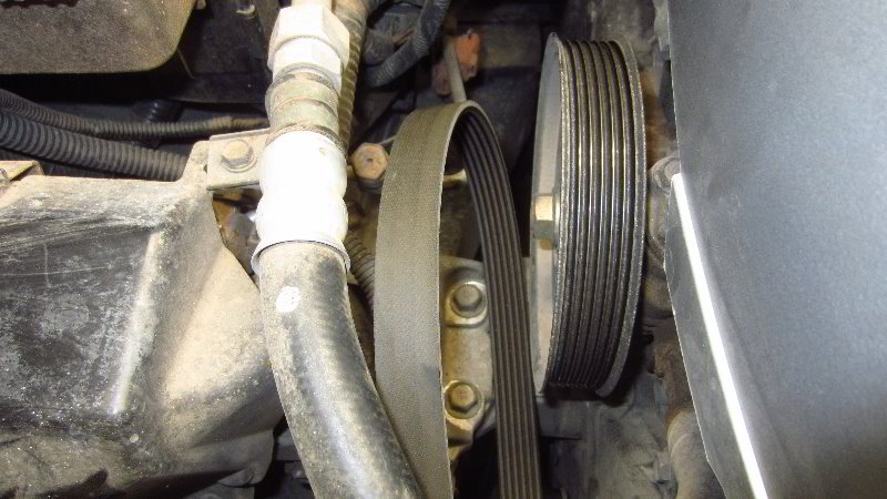 Acura-MDX-Drive-Belt-Auto-Tensioner-Replacement-Guide-017