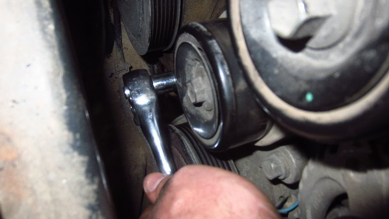 Acura-MDX-Drive-Belt-Auto-Tensioner-Replacement-Guide-023