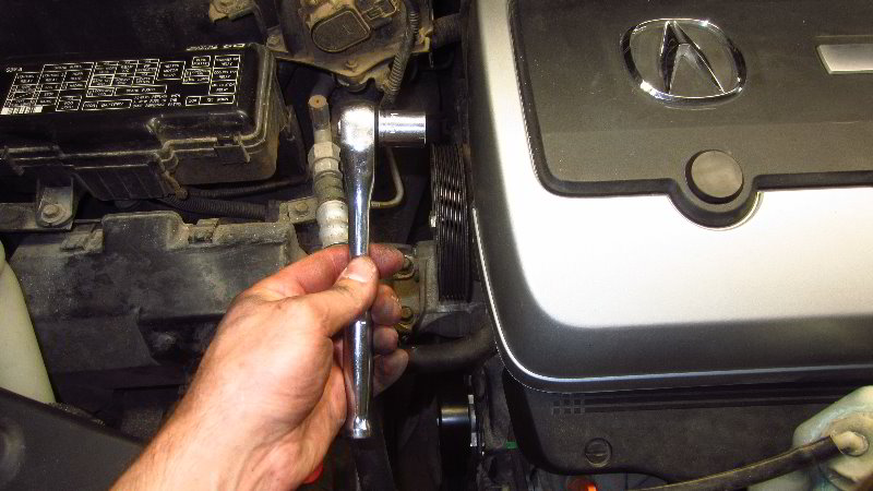 Acura-MDX-Drive-Belt-Auto-Tensioner-Replacement-Guide-049