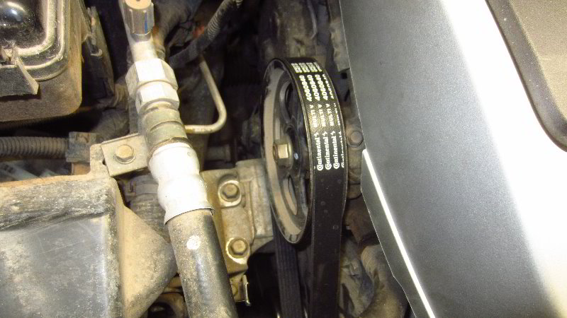 Acura-MDX-Drive-Belt-Auto-Tensioner-Replacement-Guide-057