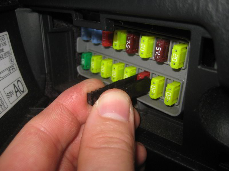 Acura-MDX-Electrical-Fuse-Relay-Replacement-Guide-022