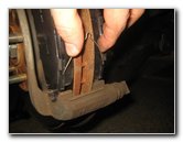 Acura-MDX-Front-Brake-Pads-Replacement-Guide-044