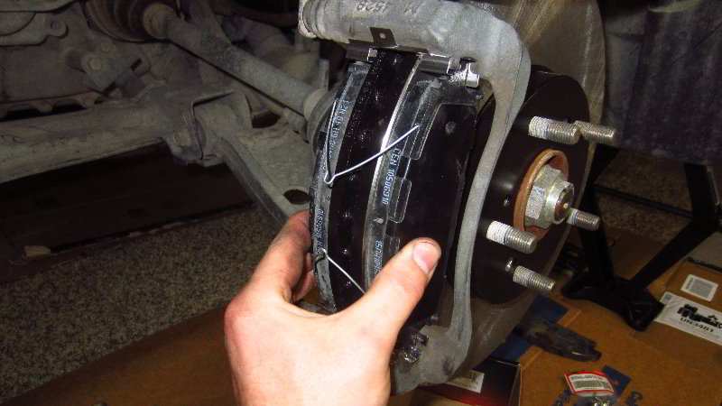 Acura-MDX-Front-Brake-Pads-Rotors-Replacement-Guide-053