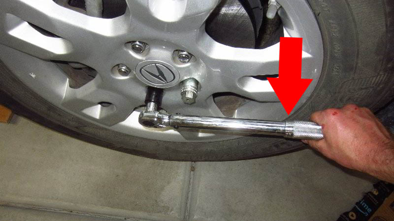 Acura-MDX-Front-Brake-Pads-Rotors-Replacement-Guide-062