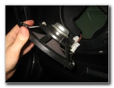 Acura-MDX-Front-Door-Speaker-Replacement-Guide-012