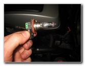 Acura-MDX-Headlight-Bulbs-Replacement-Guide-008