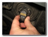 Acura-MDX-Headlight-Bulbs-Replacement-Guide-023