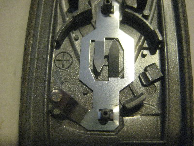 Acura-MDX-Key-Fob-Battery-Replacement-Guide-010