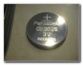 Acura-MDX-Key-Fob-Battery-Replacement-Guide-009