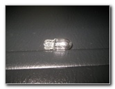 Acura-MDX-Map-Light-Bulbs-Replacement-Guide-010