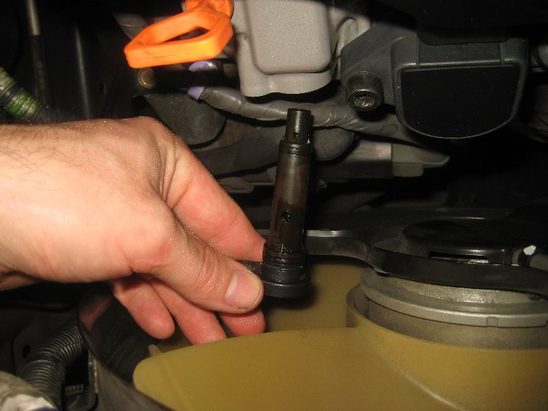 Acura-MDX-PCV-Valve-Replacement-Guide-015
