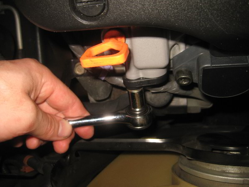 Acura-MDX-PCV-Valve-Replacement-Guide-019