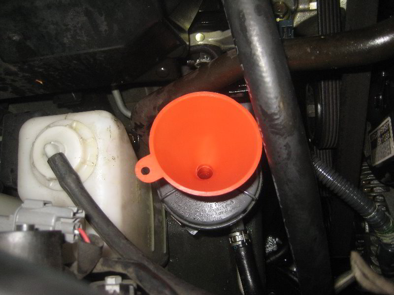 Acura-MDX-Power-Steering-Fluid-Replacement-Guide-024