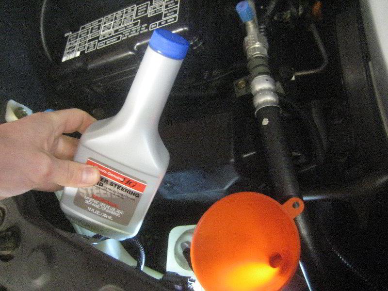 Acura-MDX-Power-Steering-Fluid-Replacement-Guide-033