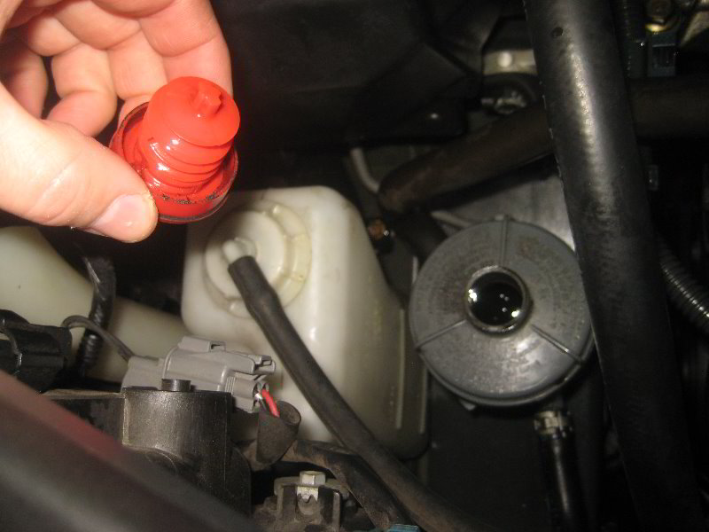 Acura-MDX-Power-Steering-Fluid-Replacement-Guide-040