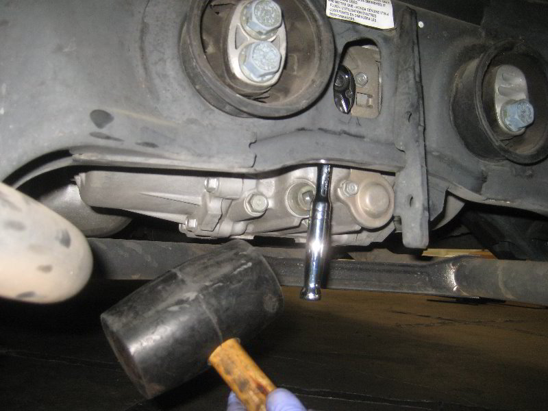 Acura-MDX-Rear-Differential-VTM-4-Fluid-Replacement-Guide-014