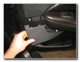 Acura-MDX-Rear-Interior-Door-Panels-Removal-Guide-005