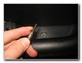 Acura-MDX-Rear-Interior-Door-Panels-Removal-Guide-054