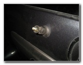 Acura-MDX-Rear-Wiper-Arm-Replacement-Guide-010