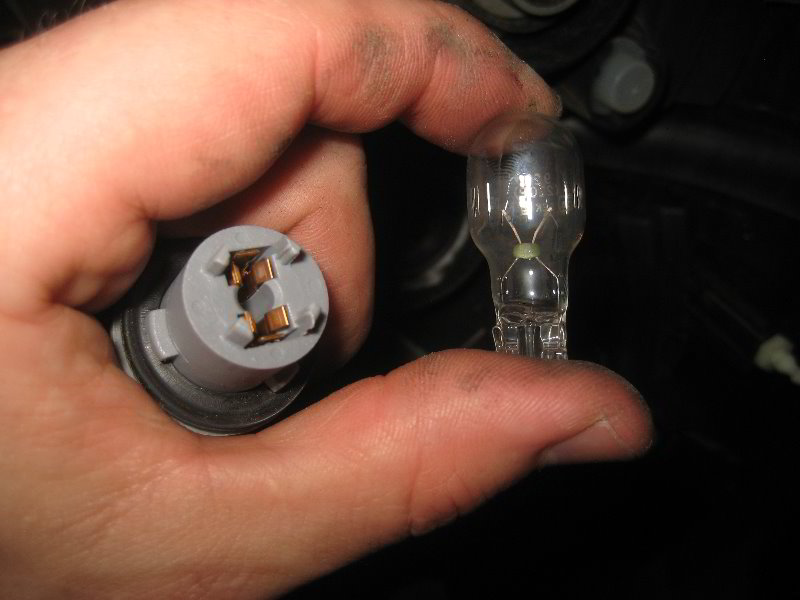 Acura-MDX-Tail-Light-Bulbs-Replacement-Guide-024