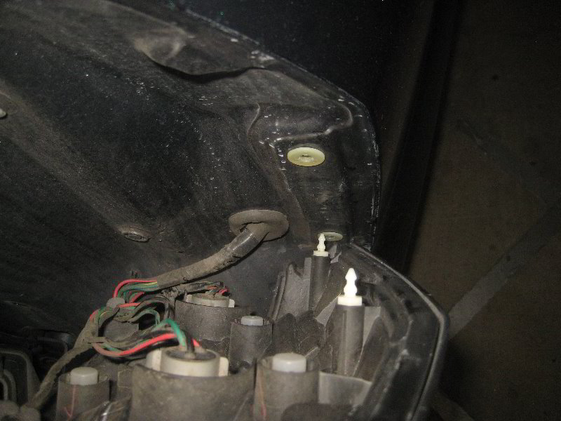 Acura-MDX-Tail-Light-Bulbs-Replacement-Guide-037