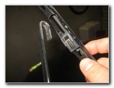 Acura-MDX-Windshield-Wiper-Blades-Replacement-Guide-006