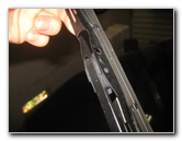 Acura-MDX-Windshield-Wiper-Blades-Replacement-Guide-011