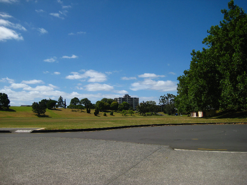 Auckland-Domain-Park-North-Island-New-Zealand-011