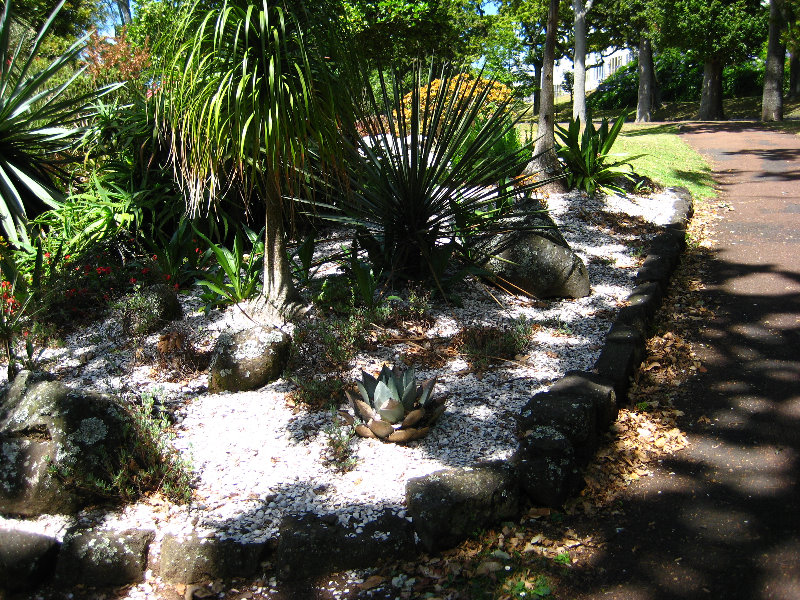 Auckland-Domain-Park-North-Island-New-Zealand-037