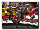 Aventura-Mall-Xmas-Display-Miami-FL-004