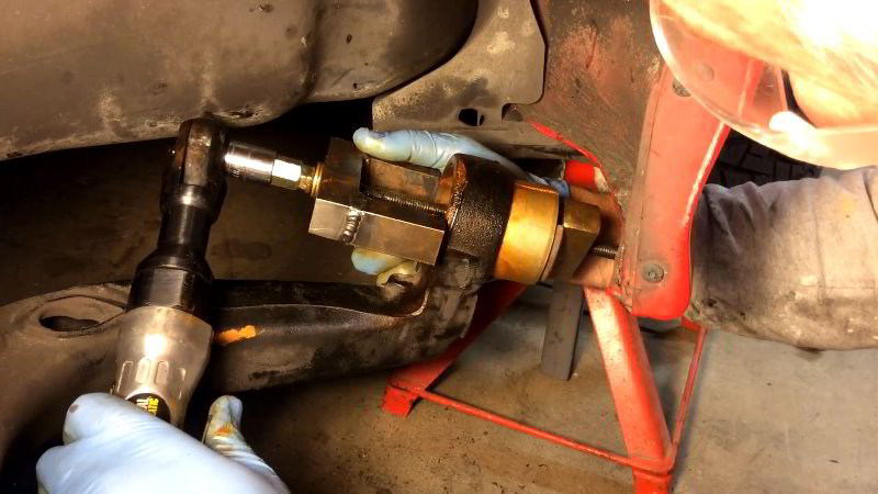 BMW-E36-Rear-Trailing-Arm-Bushings-Replacement-Guide-030