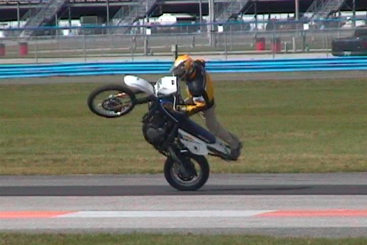 Biketoberfest-Stunt-Show-Daytona-Beach-FL-009