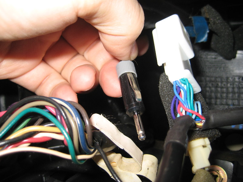 Blitzsafe-Toyota-Corolla-Aux-Input-Install-Guide-Review-046