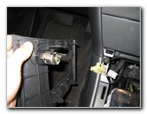 Blitzsafe-Toyota-Corolla-Aux-Input-Install-Guide-Review-009