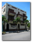 Bos-Fish-Wagon-Restaurant-Key-West-FL-001