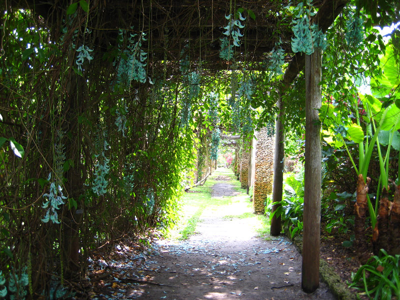 Botero-At-Fairchild-Gardens-Coral-Gables-FL-005