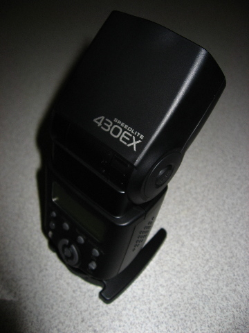 Canon-Speedlite-430EX-Flash-Review-014